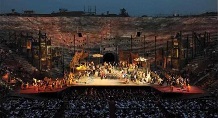 Opens the curtain for the opera season with the shows at the Arena in 2016 and beyond