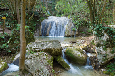 Relais per visitare il Parco delle Cascate di Molina